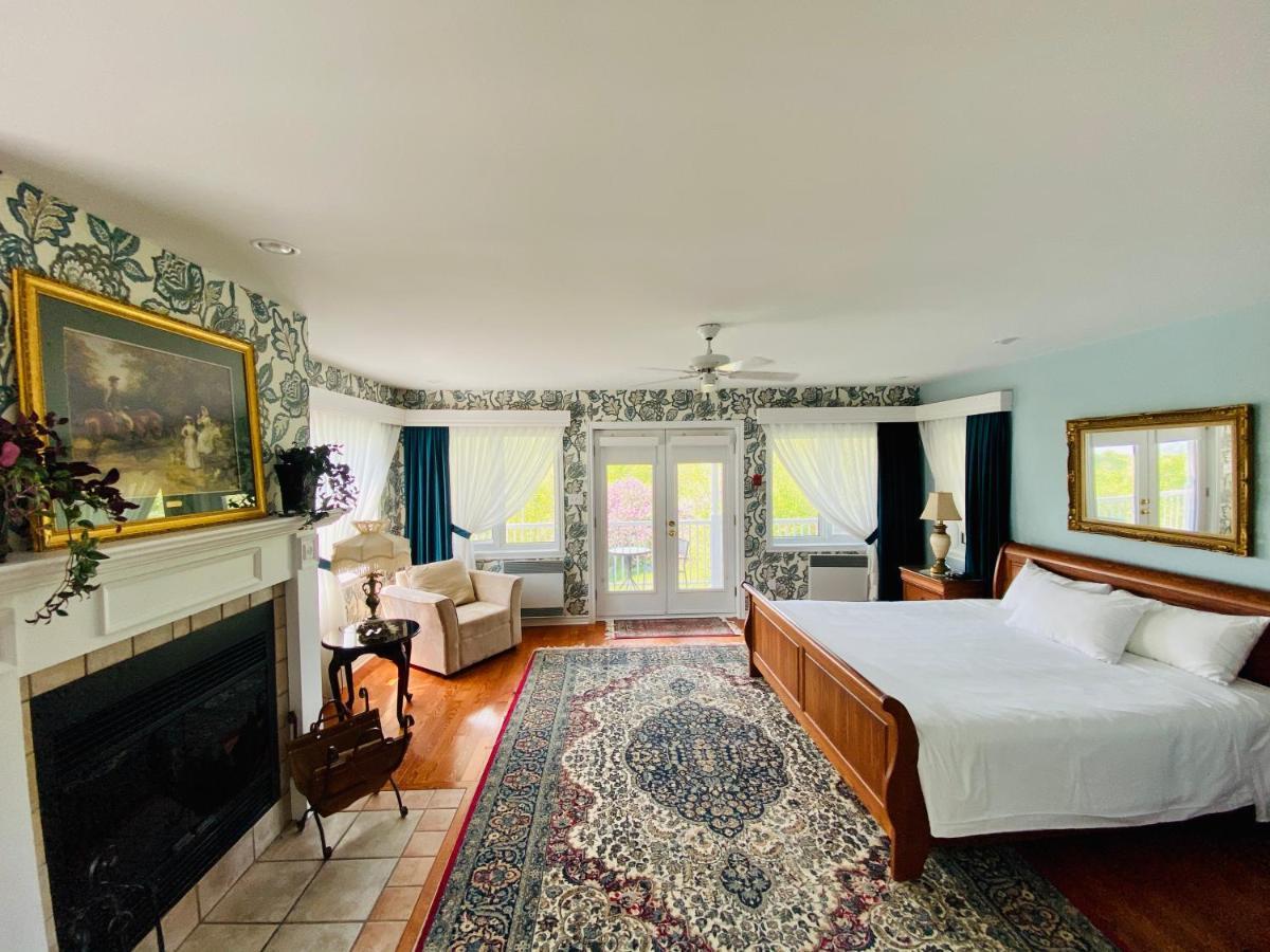 Auberge Le Tricorne North Hatley Exterior foto