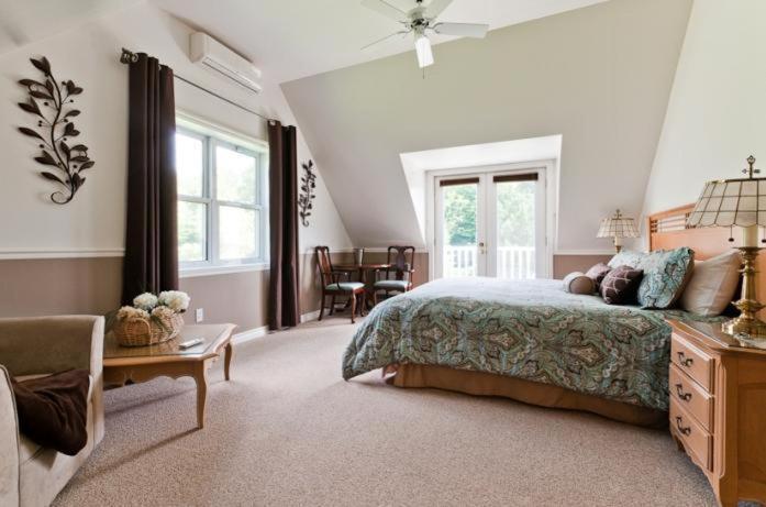 Auberge Le Tricorne North Hatley Habitación foto