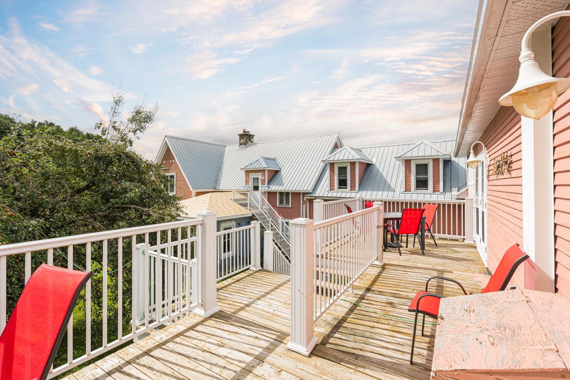 Auberge Le Tricorne North Hatley Exterior foto