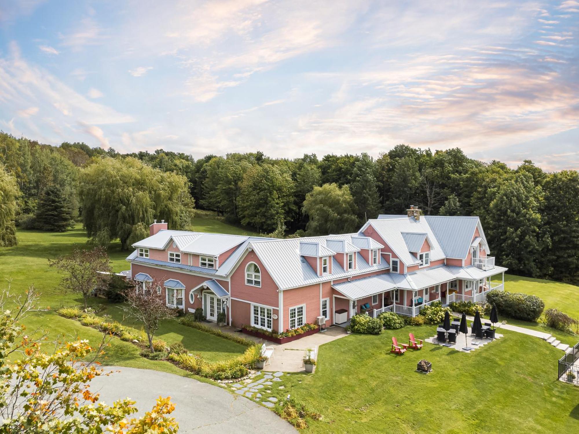 Auberge Le Tricorne North Hatley Exterior foto
